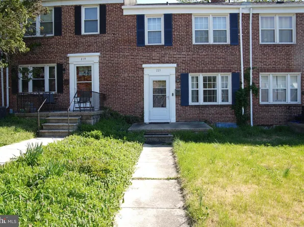 221 Medwick Garth E, Baltimore, MD 21228