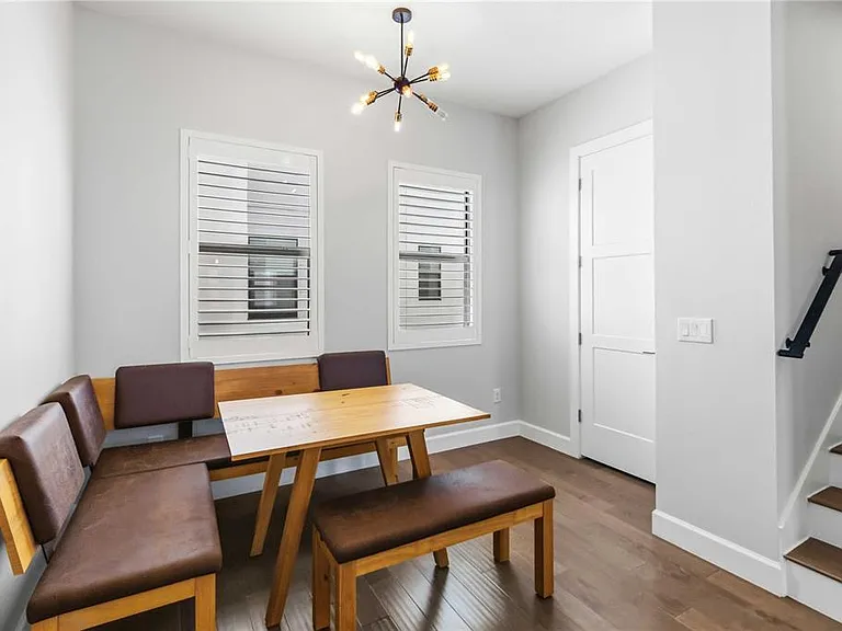 1332 W Gray St #5 — Photo 22