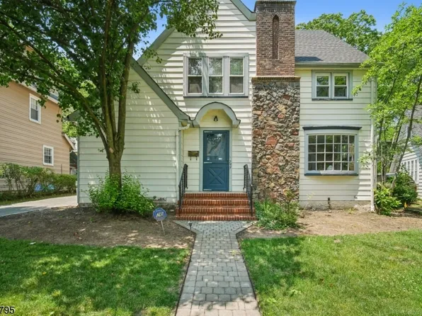 745 Stirling Dr W, City Of Orange Twp., NJ 07050