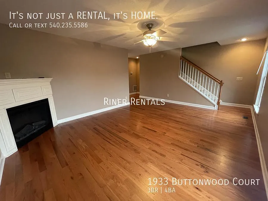 3 bed, 3.5 bath, 1672 sqft, $1,995 — Photo 2