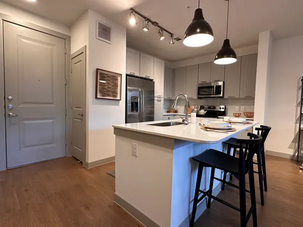 (undisclosed Address), Austin, TX 78721