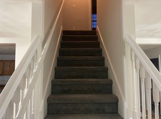 126 Grand View Dr, Warwick, RI 02886