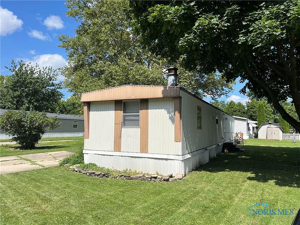 2nd image of 8139 Brookwood Dr