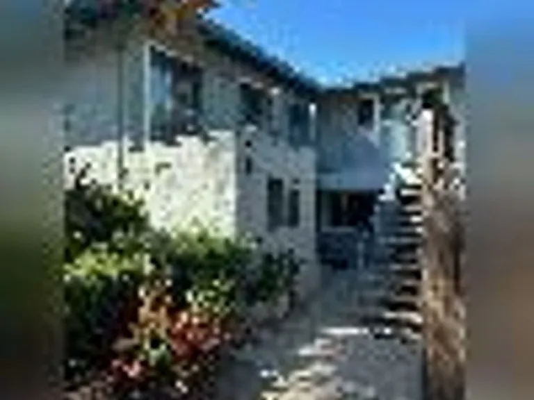 920 Castlewood Dr — Photo 26