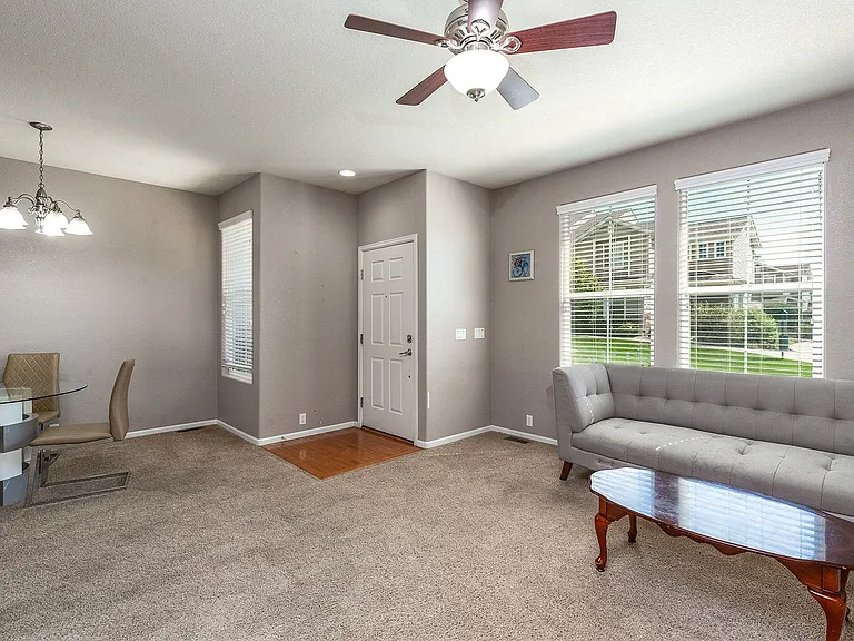 7230 Red Sand Grv — Photo 5
