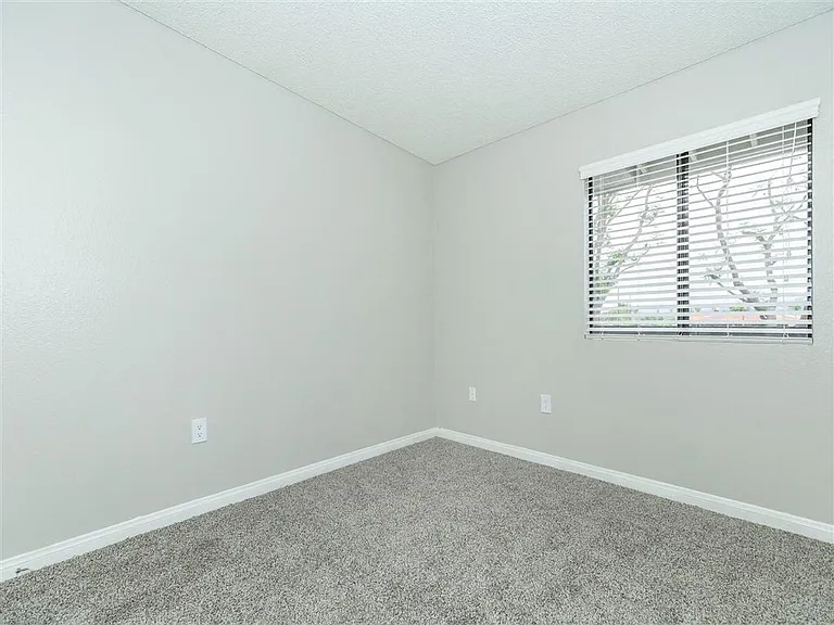 Zen Diamond 177, LP — Photo 27