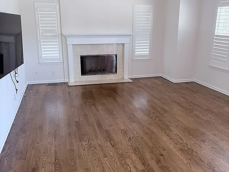 590 Terrace Ave — Photo 3