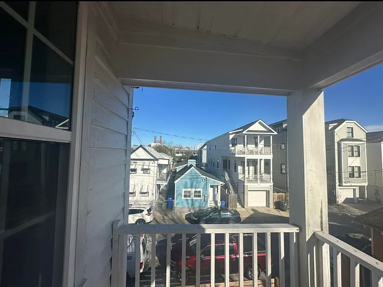 71 Hanover St #B — Photo 11