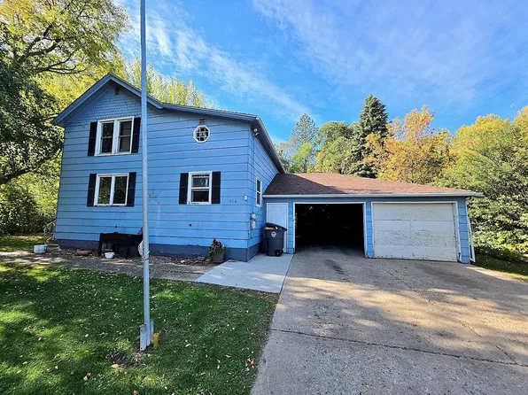 616 5th Ave SW, Rugby, ND 58368