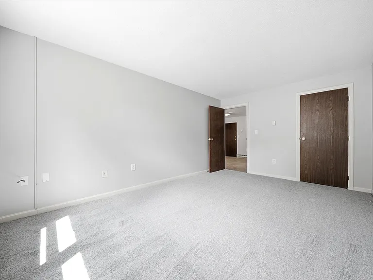 504 River Rd #1F — Photo 13