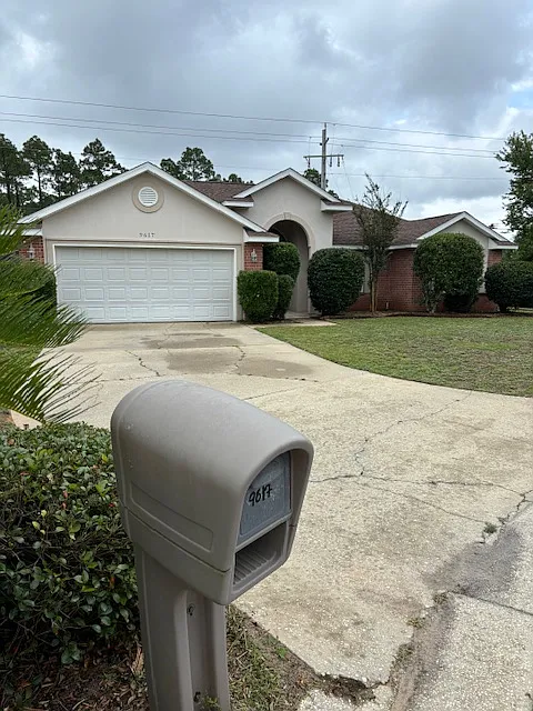 3 bed, 1800 sqft, $725 — Photo 2
