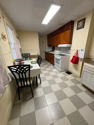 107 Orange St #1 Photo 1