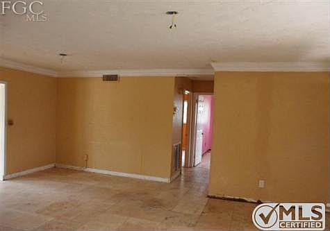 5th image of 17060 E Lake Dr