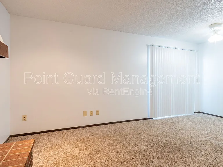 Midtown Place Apartments — Photo 24