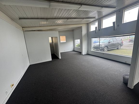 2nd image of 12860 NW Cornell Rd