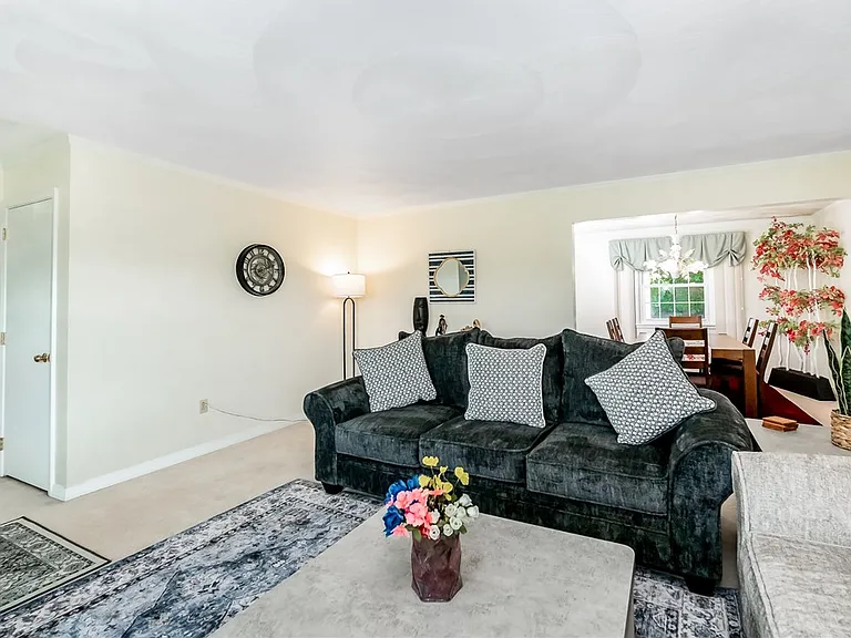 963 Stonebraker Rd — Photo 5
