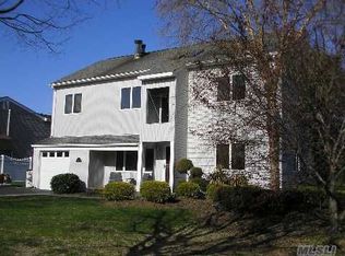 64 Ripplewater Ave, Massapequa, NY 11758