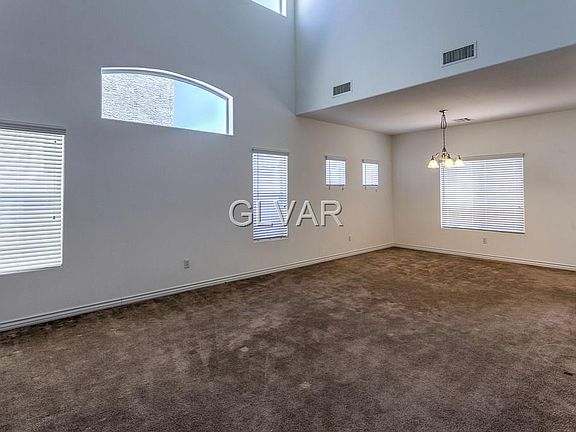 4th image of 5056 Blue Rose St