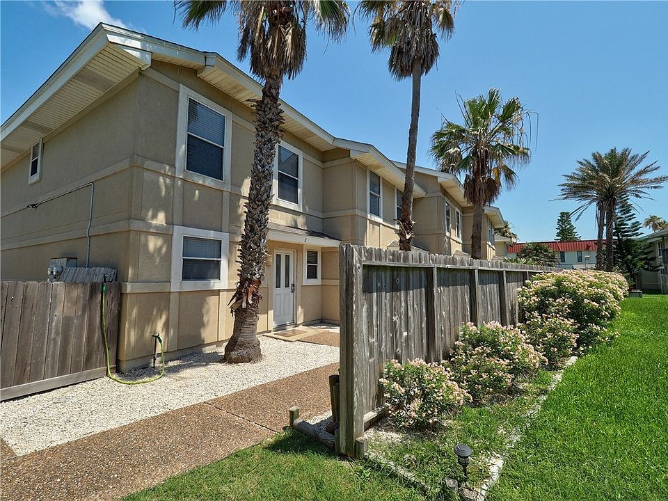 1st image of 15125 Leeward Dr APT 8