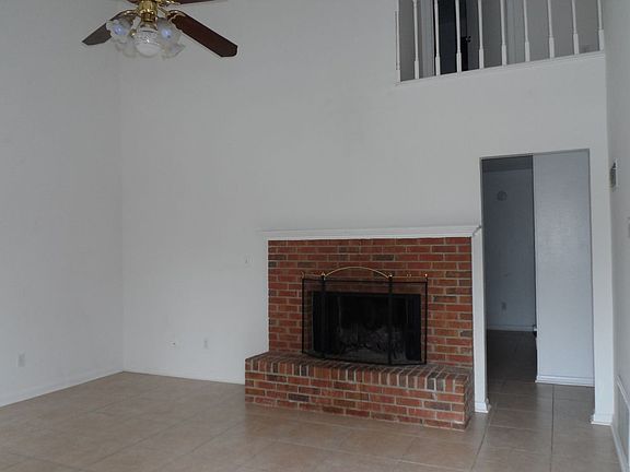 3rd image of 940 Central Ave Unit 6