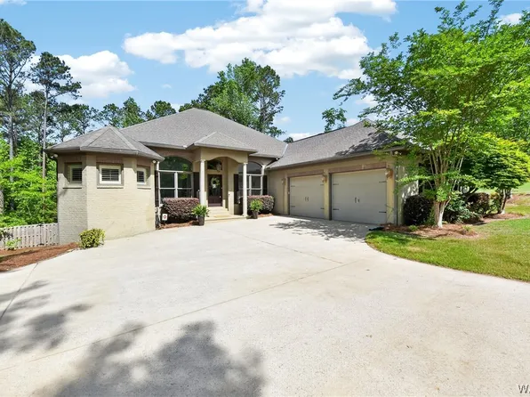 15589 Kevin Cv, Northport, AL 35475