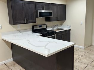 896 N Cota St APT A, Corona, CA 92878