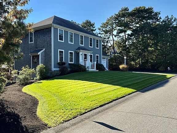 2nd image of 12 Wintergreen Rd