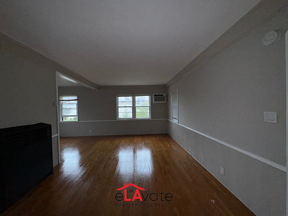 2nd image of 14412 Emelita St #14414-1/2