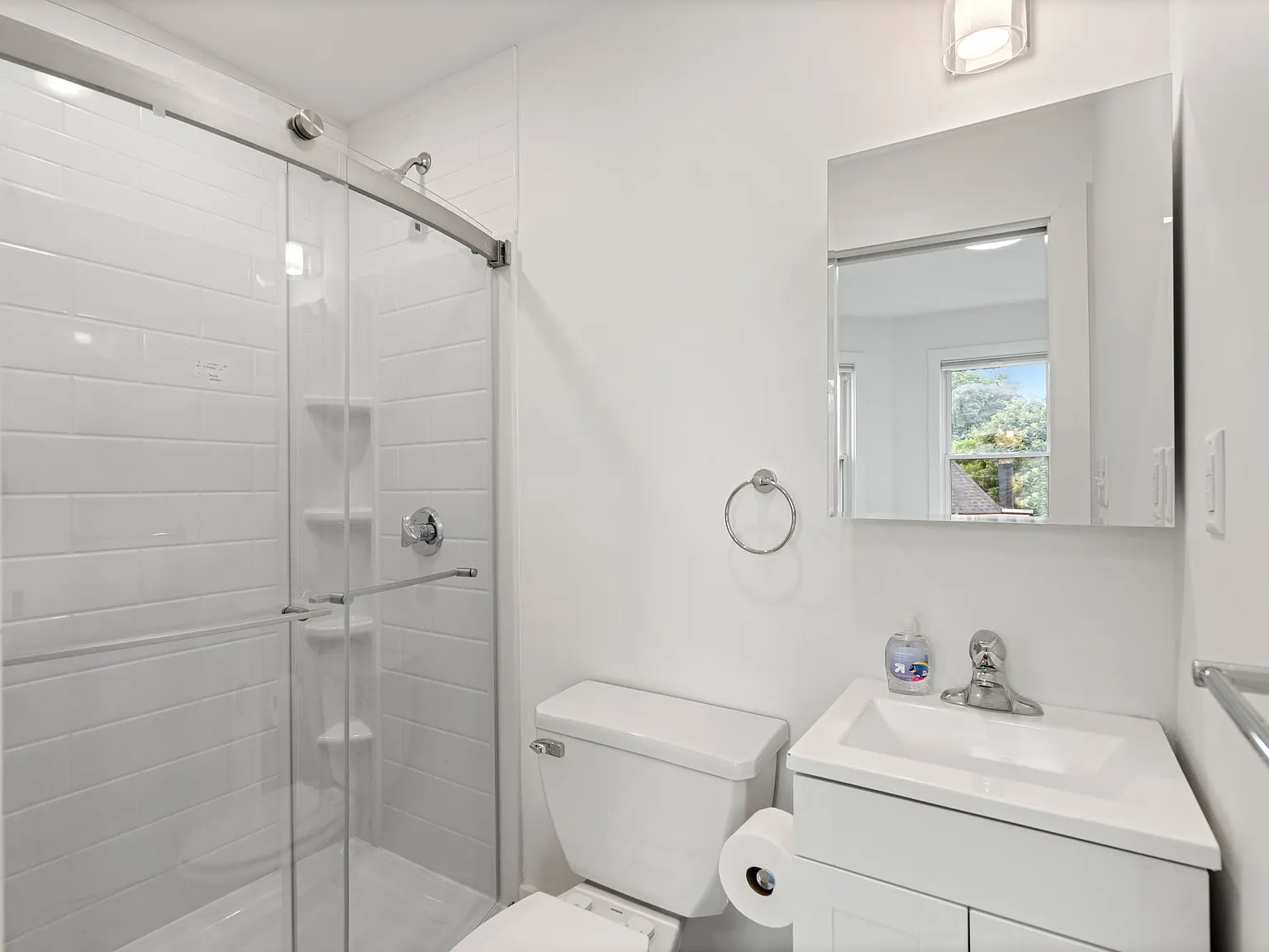 1 bed, $1,600 — Photo 4