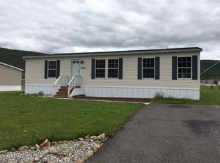 201 Ashley Ln, Lehighton, PA 18235