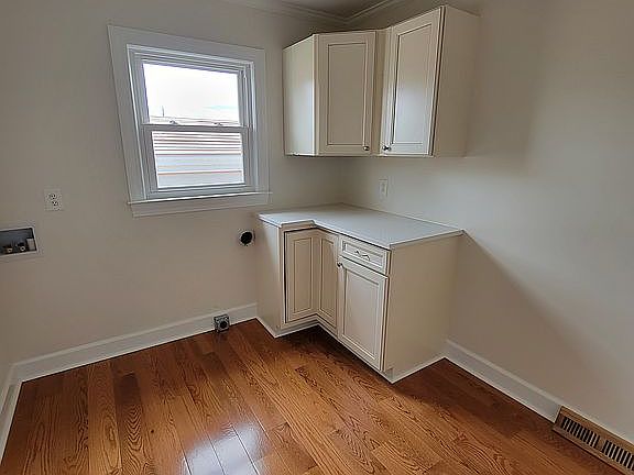 Large Laundry Room