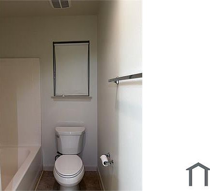 4th image of 1806 Holland St