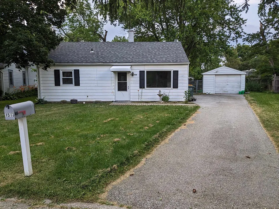 1513 Elm Ct