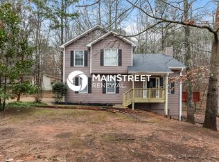 2 Paces Lakes Rdg, Dallas, GA 30157