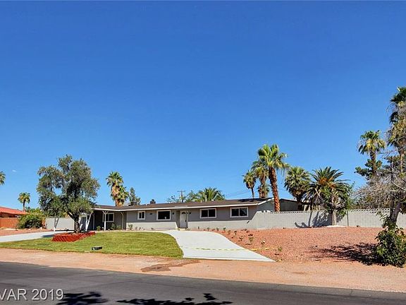 3rd image of 1768 Santa Anita Dr