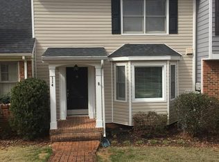 114 Millstream Ct, Carrollton, GA 30117