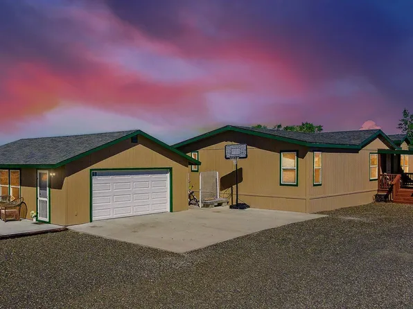 1575 E Quince Ave, Silver Springs, NV 89429