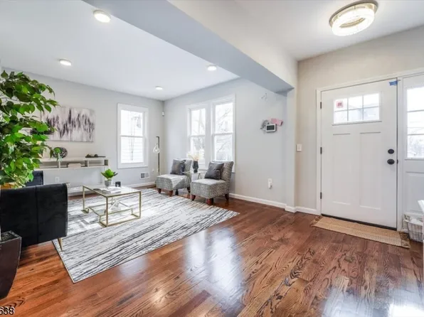 151-153 Grumman Ave, Newark City, NJ 07112