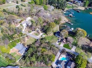 7 Normandy Rd, Denver, NC 28037