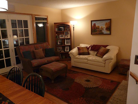 Living/Dining area