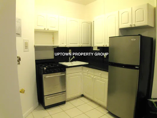 Rented by Uptown Property Group | media 12