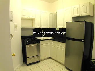 Rented by Uptown Property Group