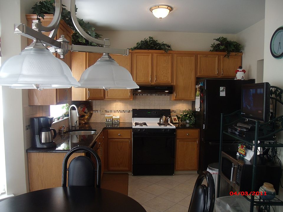 2nd image of 1727 Essex St Unit O403