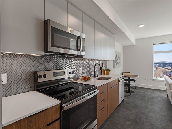 622 Rainier Ave S #C237