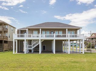 813 Eastview, Crystal Beach, TX 77650