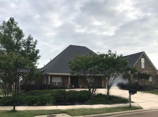 100 Greer Ct, Canton, MS 39046