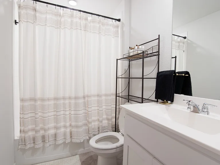 9501 Mountain Mint Dr — Photo 4
