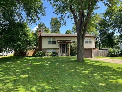 7366 Oakdale Dr, Newburgh, IN, 47630