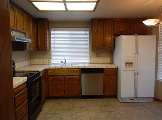 1486 Deerfield Cir, Roseville, CA 95747