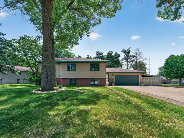 12757 Able St NE, Blaine, MN 55434